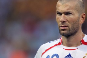 AYX SPORTS-瓜迪奥拉与克洛普再度斗智，战术博弈精彩纷呈