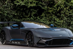 AYX体育-技惊四座！阿根廷中场长传助攻破门，阿根廷中场球员