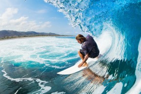 爱游戏娱乐网址-中国足球国家队门将技术专项训练成效突出，中国足球 门将